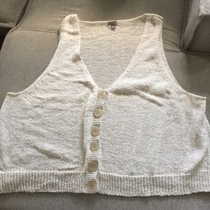 Sweater vest